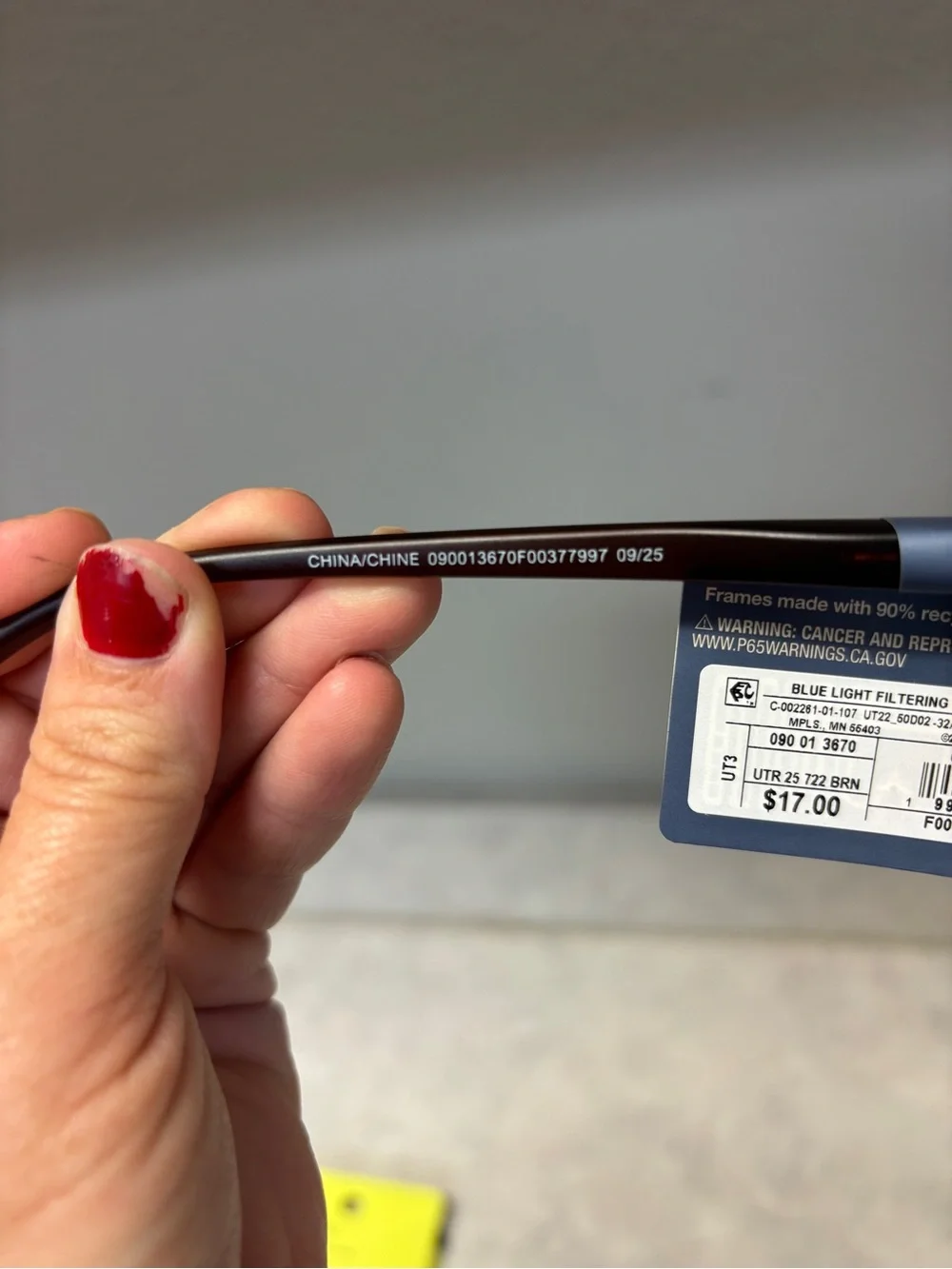 Universal Thread +2.00 Blue Light Filtering Reading Glasses Brown Frame NWT